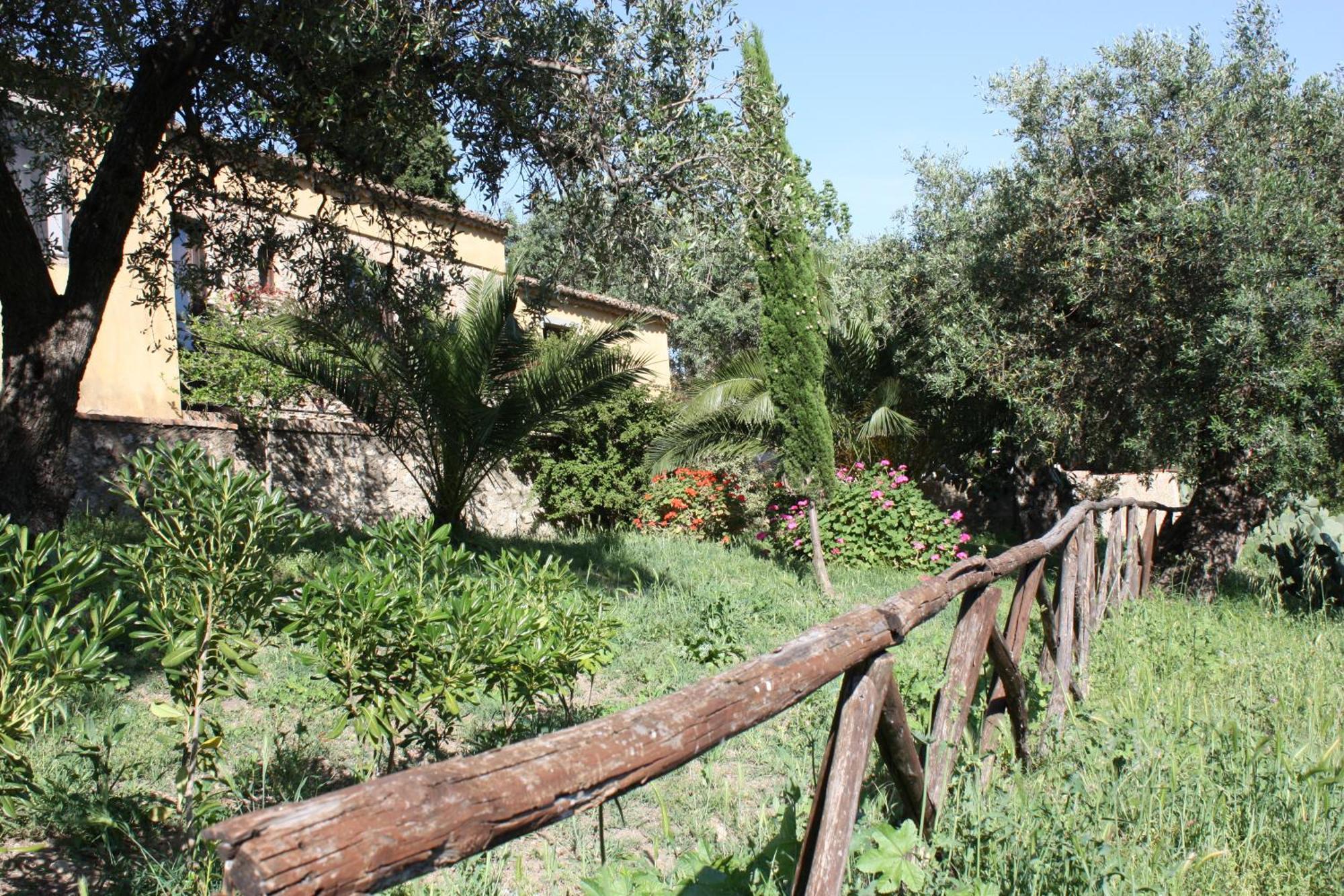 Azienda Agrituristica Biologica Il Querceto Santa Severina Exterior foto
